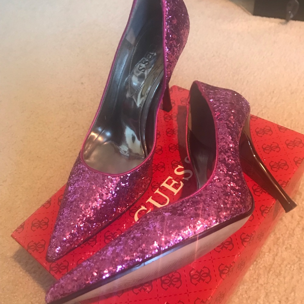 Guess Carrie pumps shocking pink glitter size 10